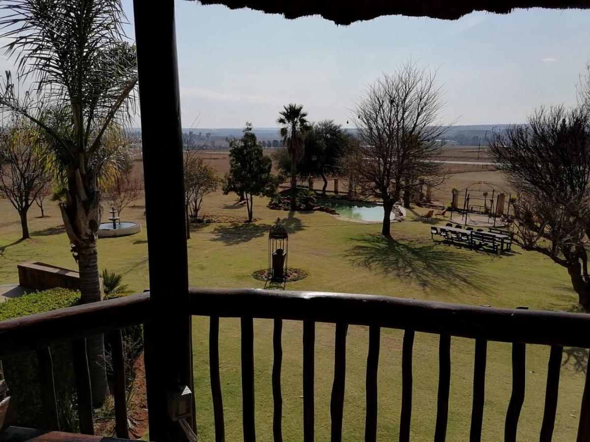 Kwena Maribane Lodge Bronkhorstspruit Extérieur photo